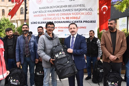 Sürü Elemanına Donanımlı Ekipman Çantası dağıtımı yapıldı