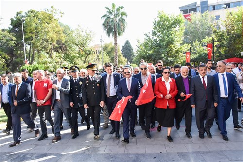 Nusaybin'de 29 Ekim Kortej Yürüyüşü gerçekleştirildi